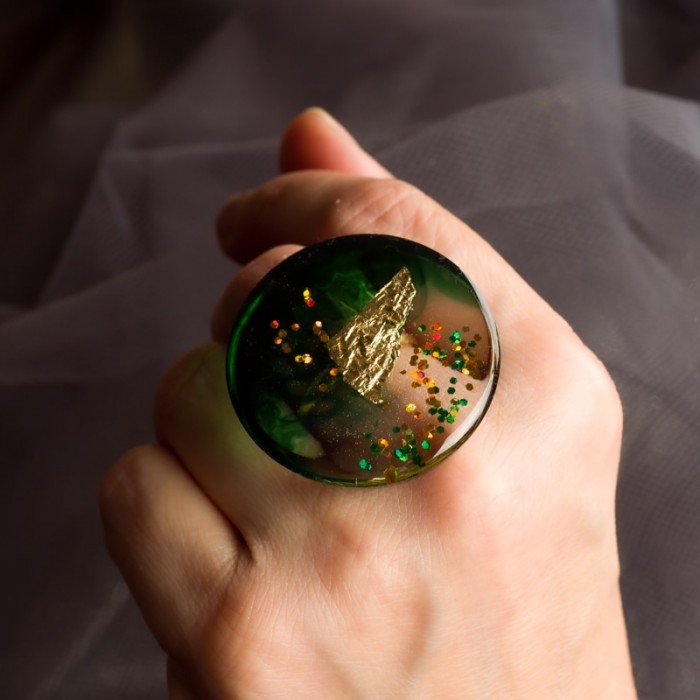 Biżuteria artystyczna pierścionek zaprojektowany przez artystę na walentynki